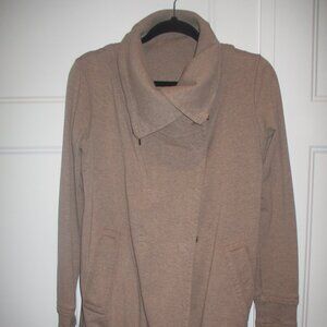 LULULEMON Gratitude Wrap Jacket Color: MUDD w/ Chocolate Brown Lining Size 8